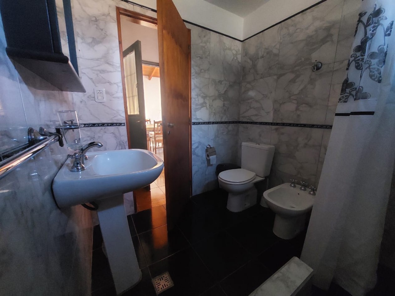 CASA EN VENTA EN COSQUIN, BARRIO EL CONDADO. CA209