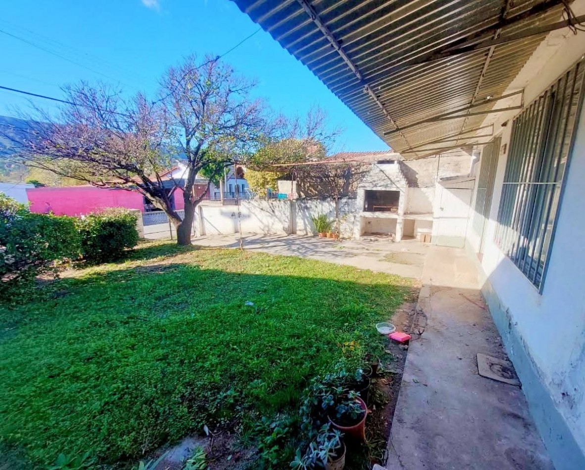 CASA EN VENTA CON UBICACION PRIVILEGIADA EN SANTA MARIA DE PUNILLA. CA208