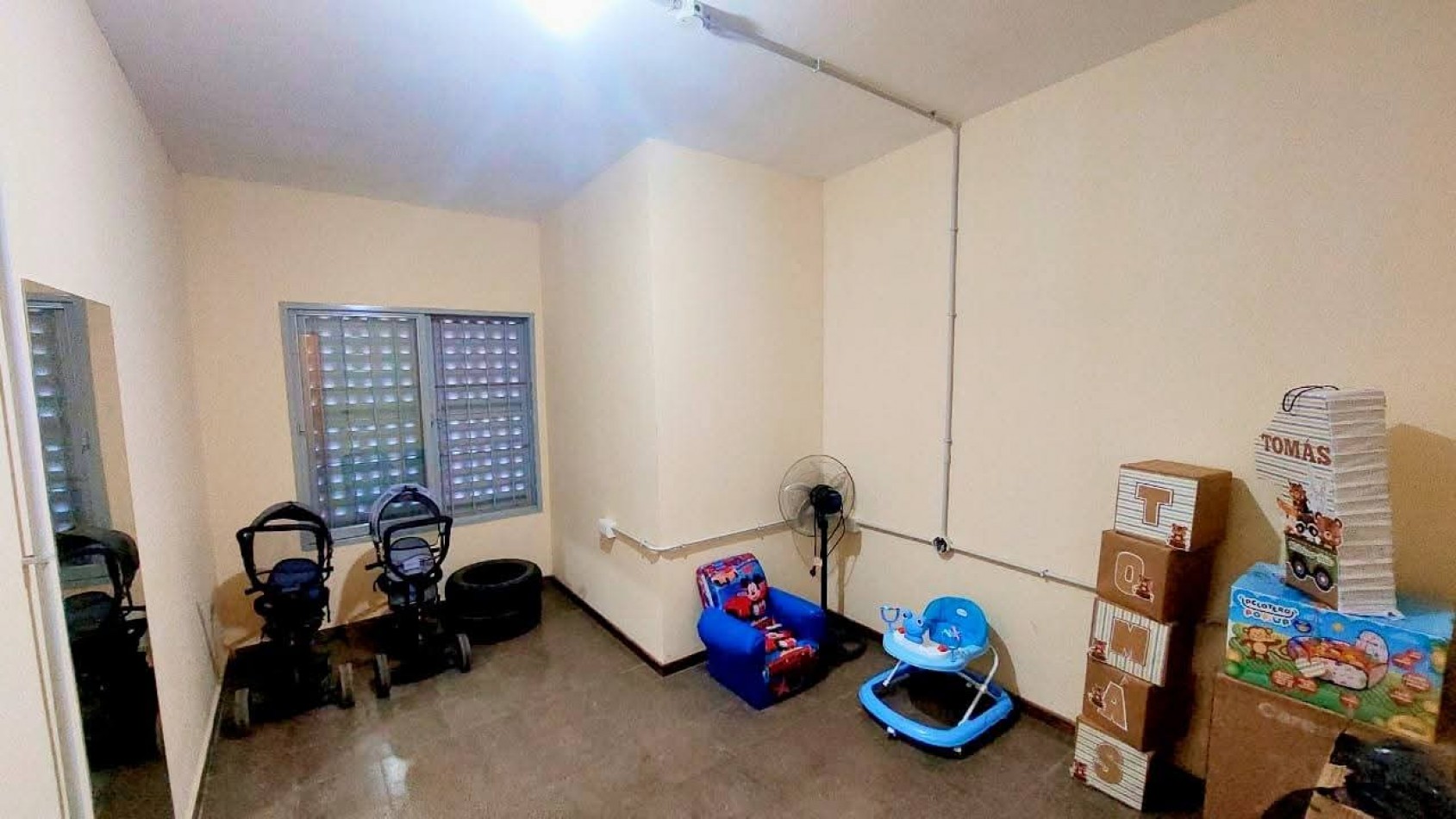 CASA EN VENTA EN MALVINAS ARGENTINAS, CORDOBA. SOBRE IMPORTANTE AVENIDA. CA188F.