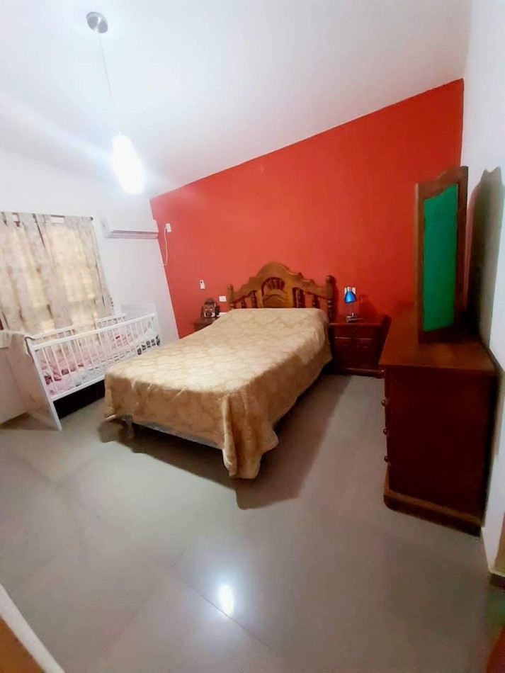 CASA APTA CREDITO HIPOTECARIO en VENTA EN BIALET MASSE, 3 DORMITORIOS Y PISCINA. CA30