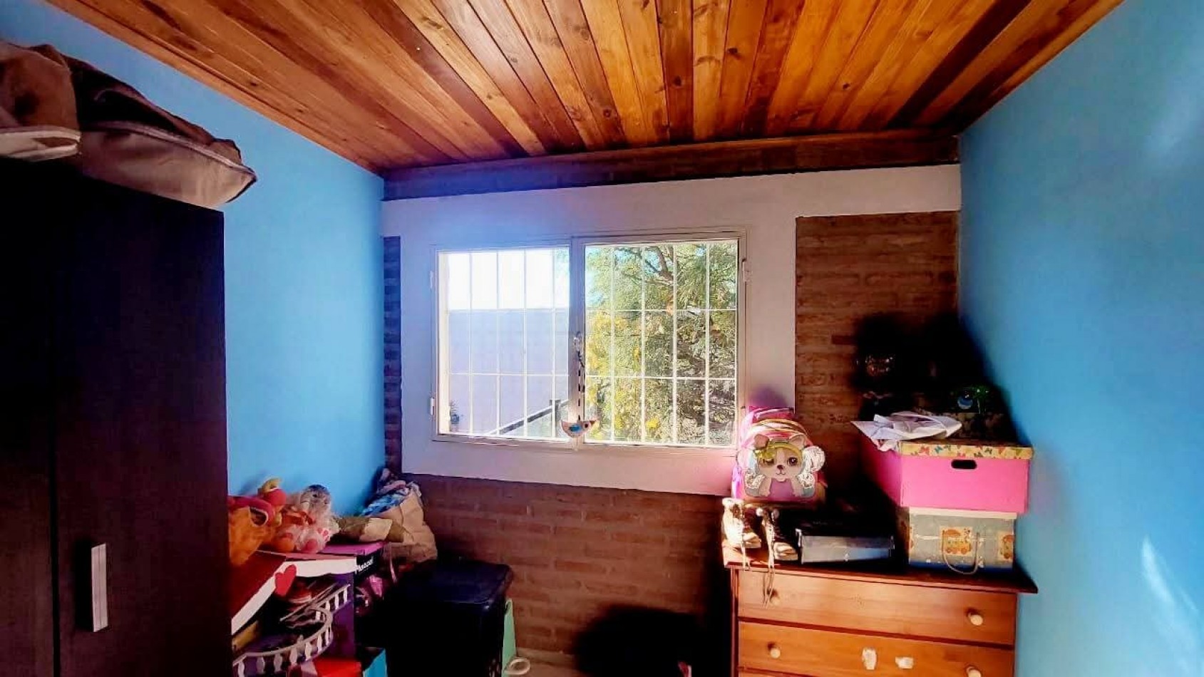 CASA EN VENTA EN MALVINAS ARGENTINAS, CORDOBA. SOBRE IMPORTANTE AVENIDA. CA188F.