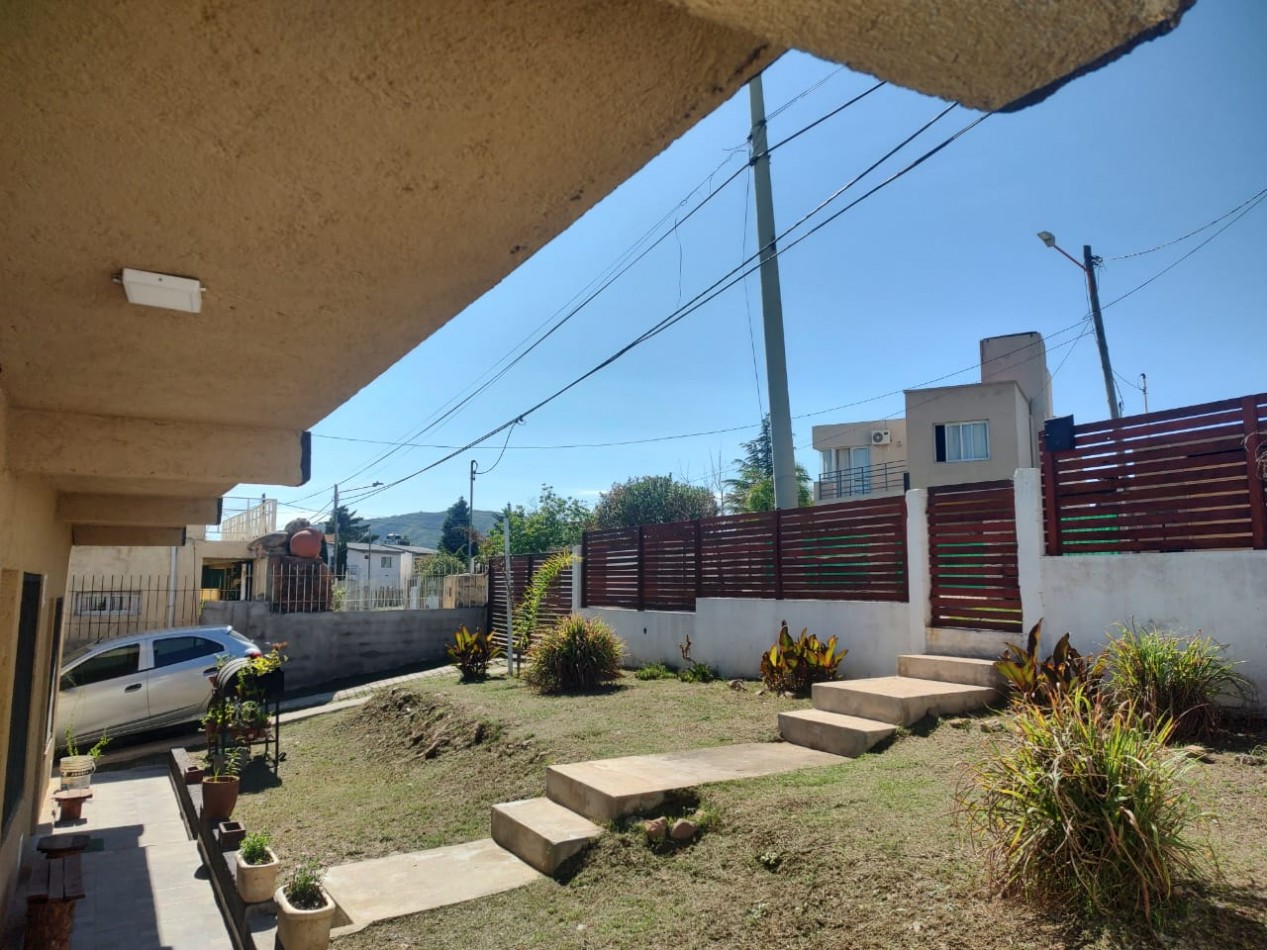 COMPLEJO DE 3 DEPARTAMENTOS EN VENTA EN VILLA CARLOS PAZ, ZONA EL FANTASIO. CA222
