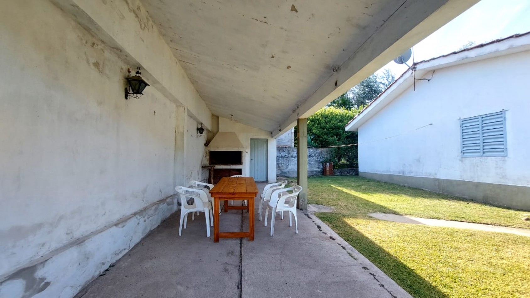 CASA EN VENTA EN BIALET MASSE, VILLA SANTA ANA. A 100 METROS DE LAGO SAN ROQUE Y RUTA 38. CA224