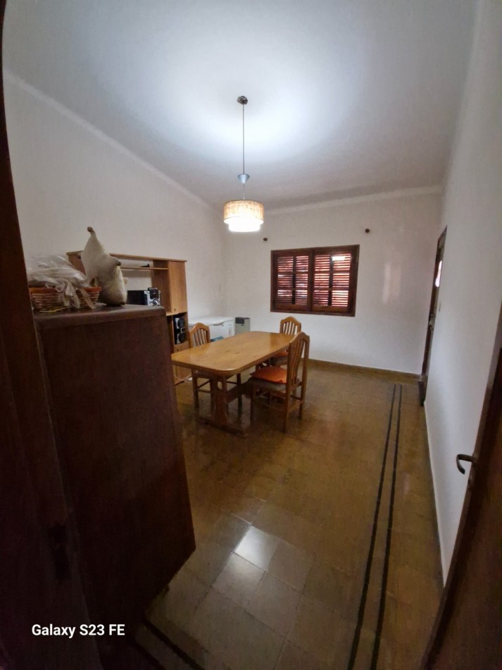 CASA EN VENTA EN BARRIO GRANADEROS PRINGLES, CORDOBA CAPITAL. CA221