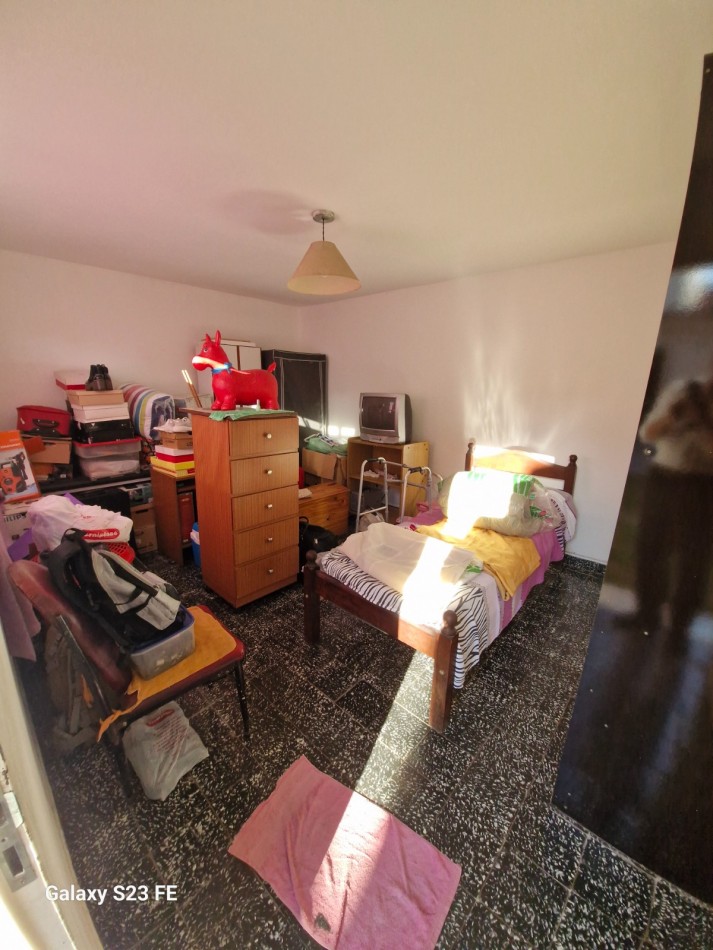 CASA EN VENTA EN BARRIO GRANADEROS PRINGLES, CORDOBA CAPITAL. CA221