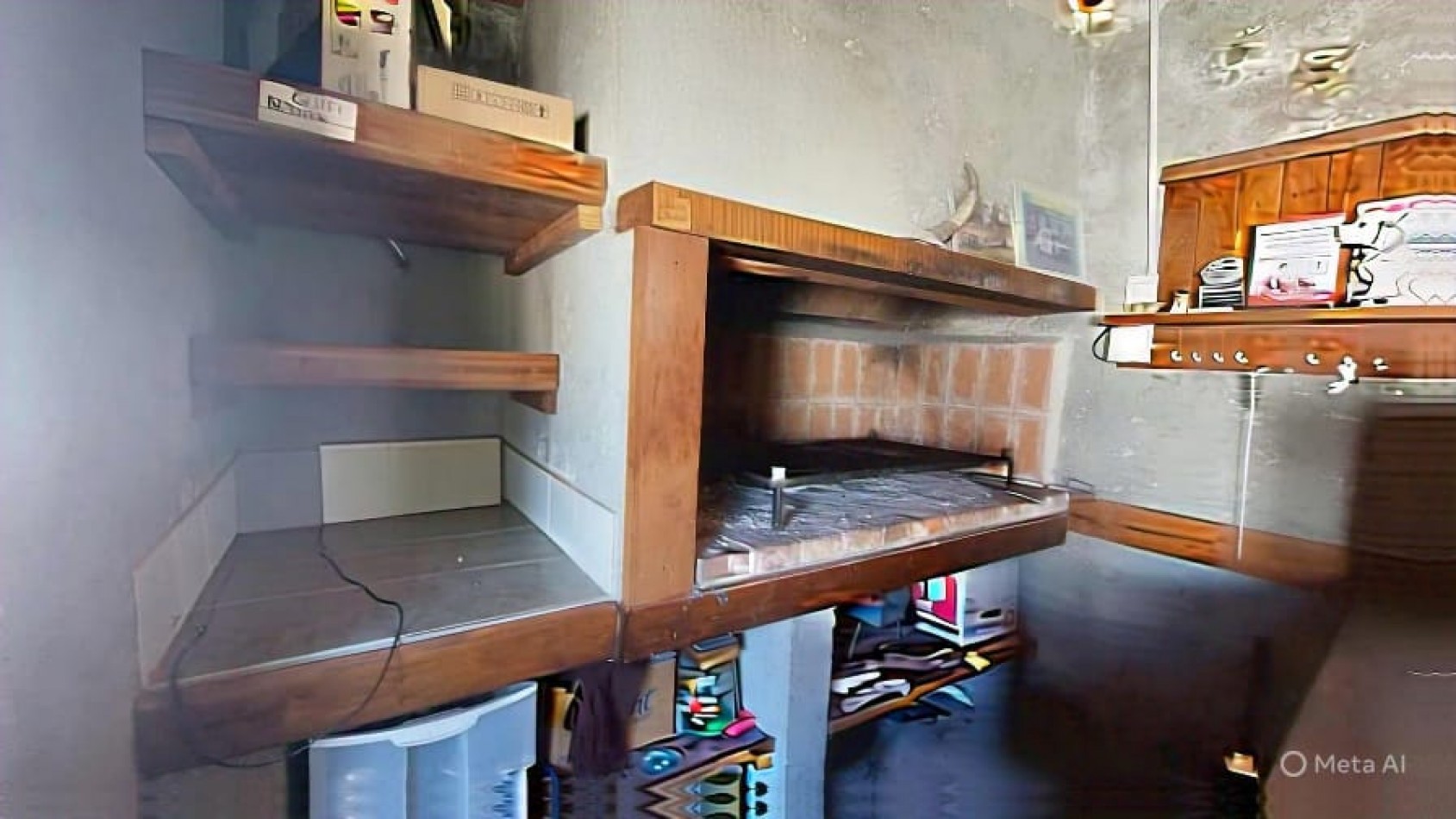 CASA MAS LOCAL A LA VENTA EN COSQUIN, SOBRE AV SAN MARTIN. CA232