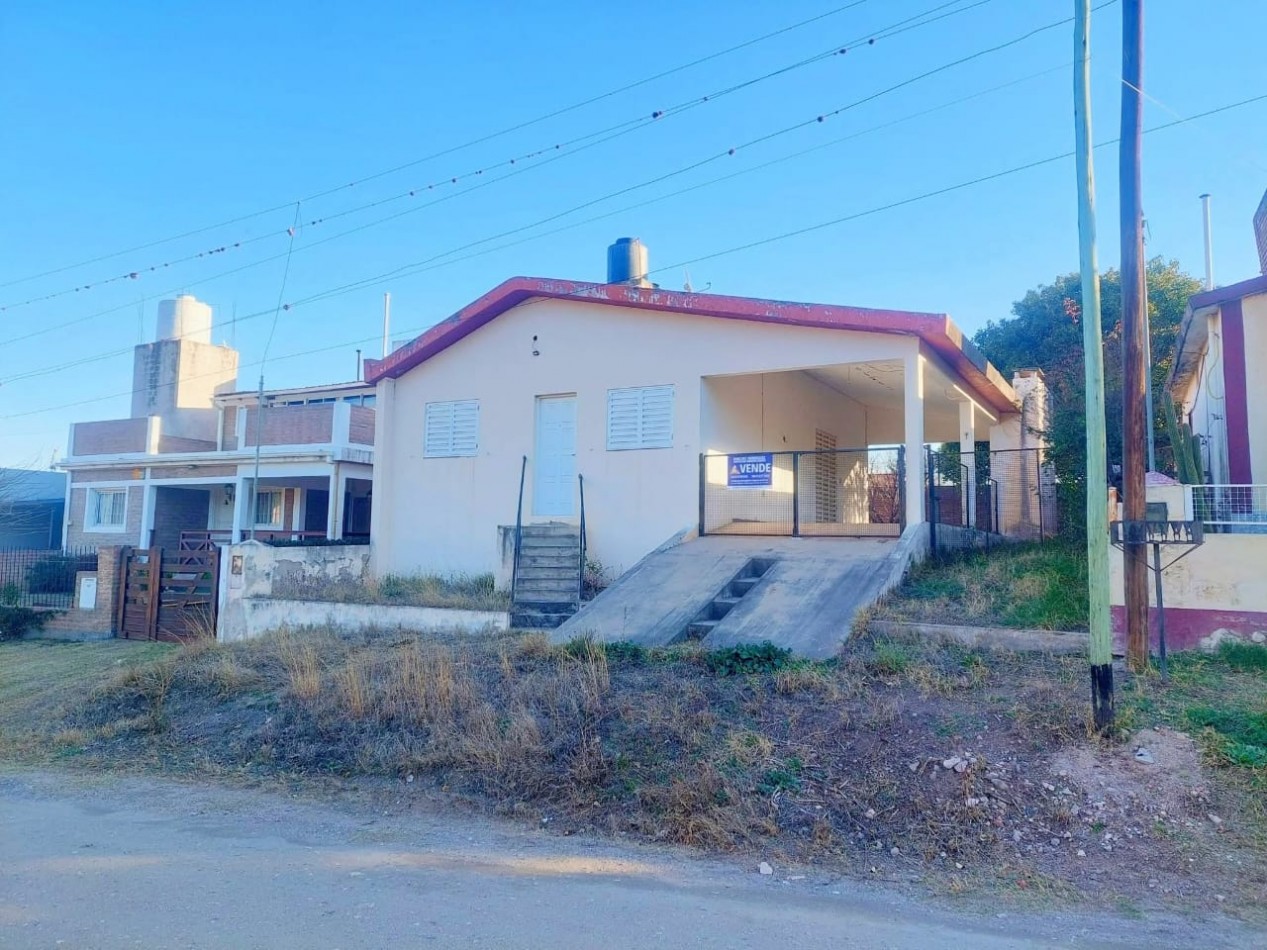 CASA EN VENTA EN SANTA MARIA DE PUNILLA CON VISTA A LAS SIERRAS. CA217.