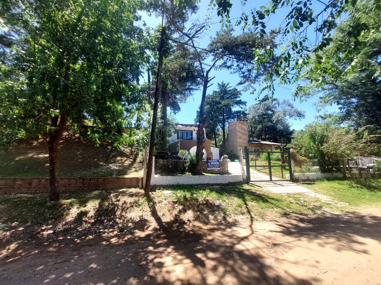 DOS DEPARTAMENTOS EN VENTA EN BIALET MASSE, BALCON DEL LAGO. IMPORTANTE OPORTUNIDAD DE INVERSION. CA236