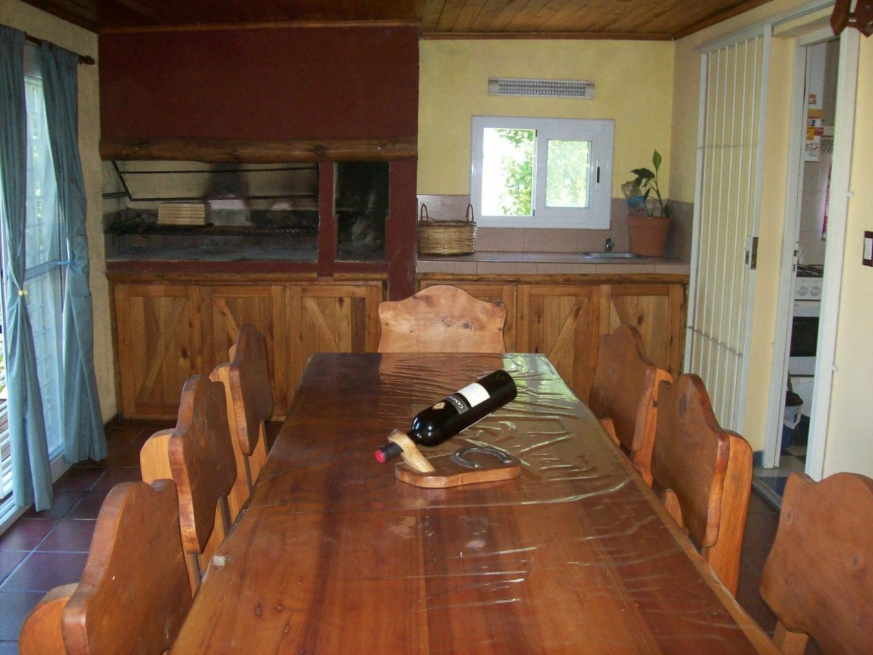 CASA EN VENTA EN BIALET MASSE SOBRE RUTA 38, CON VISTA PANORAMICA A LAS SIERRAS. CA239.