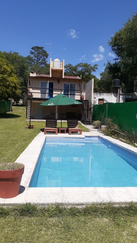 CASA EN VENTA EN BIALET MASSE SOBRE RUTA 38, CON VISTA PANORAMICA A LAS SIERRAS. CA239.