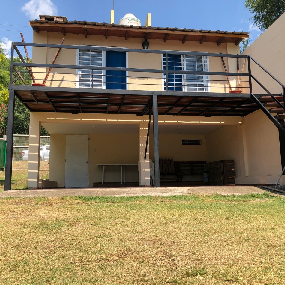 CASA EN VENTA EN BIALET MASSE SOBRE RUTA 38, CON VISTA PANORAMICA A LAS SIERRAS. CA239.