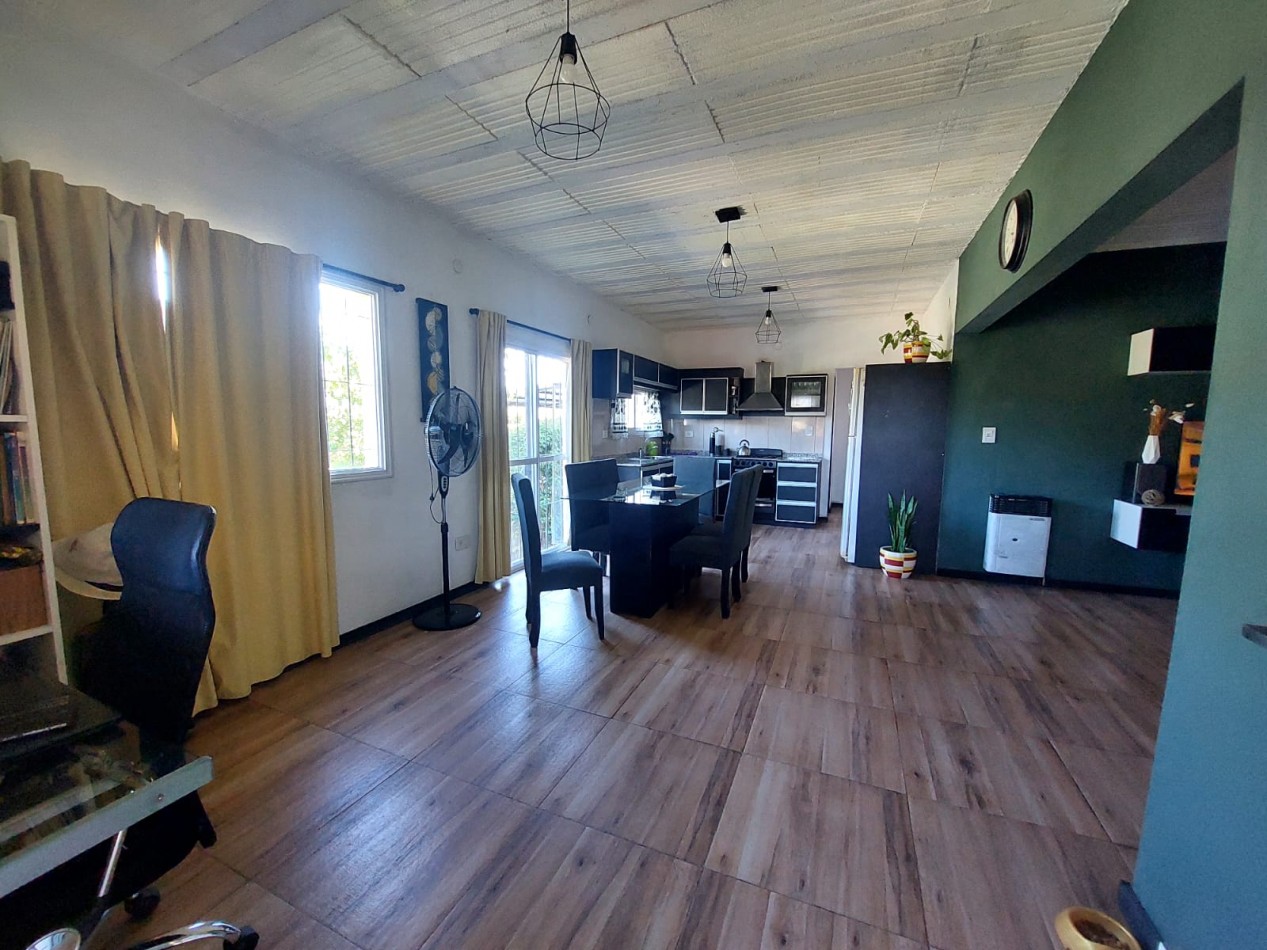 CASA EN VENTA EN SANTA MARIA DE PUNILLA, A METROS DE RUTA 38 Y RIO COSQUIN CON VISTA A LAS SIERRAS. CA240