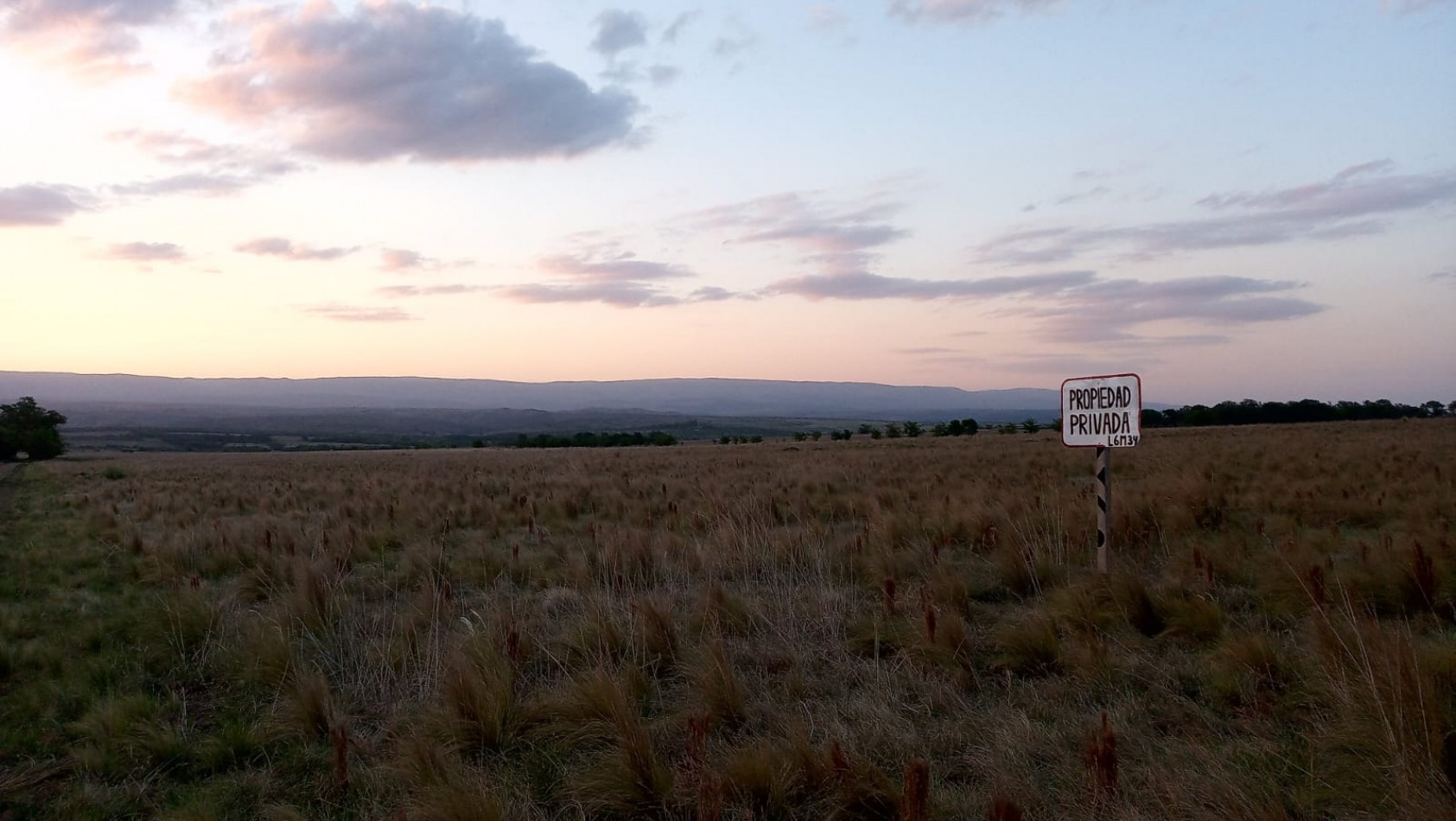 TERRENO EN VENTA EN VILLA CIUDAD PARQUE, CORDOBA. TE147