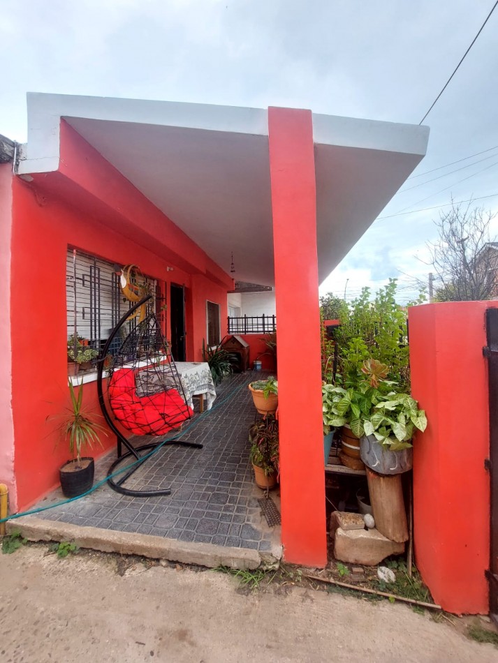 CASA EN VENTA EN BARRIO LOS GIGANTES, CIUDAD DE CORDOBA. CA242