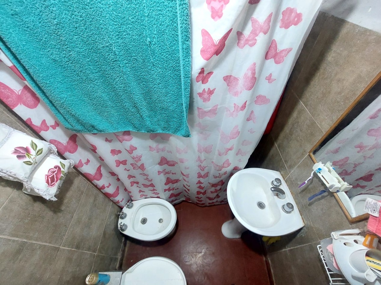 CASA EN VENTA EN BARRIO LOS GIGANTES, CIUDAD DE CORDOBA. CA242