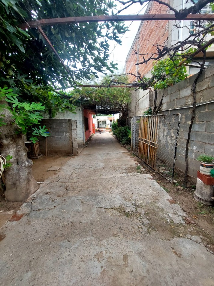 CASA EN VENTA EN BARRIO LOS GIGANTES, CIUDAD DE CORDOBA. CA242