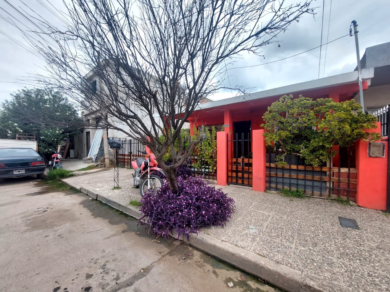 CASA EN VENTA EN BARRIO LOS GIGANTES, CIUDAD DE CORDOBA. CA242