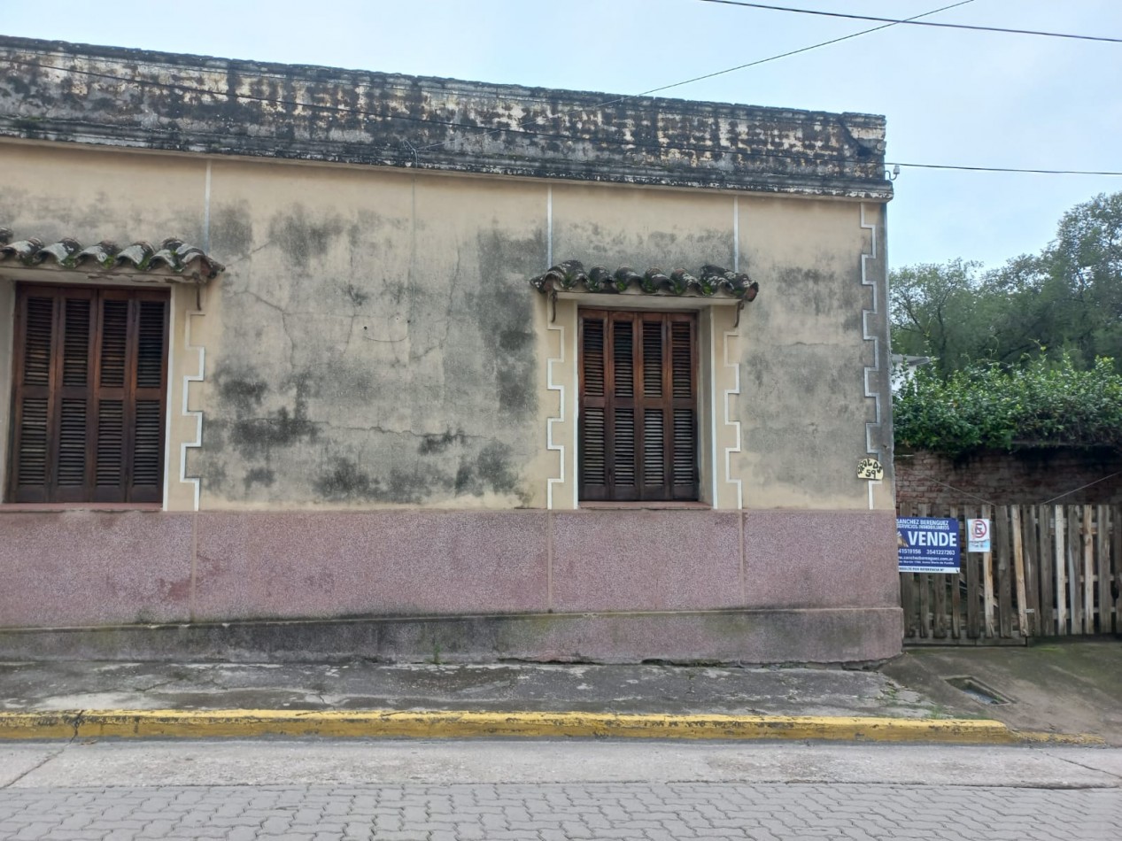 CASA EN VENTA EN SANTA MARIA DE PUNILLA, ZONA CENTRICA A 30 METROS DE AV SAN MARTIN. CA244