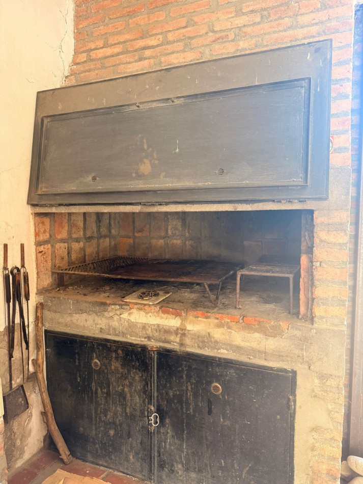 CASA EN VENTA DE ESTILO RUSTICO-MEDIEVAL EN BIALET MASSE. CA245