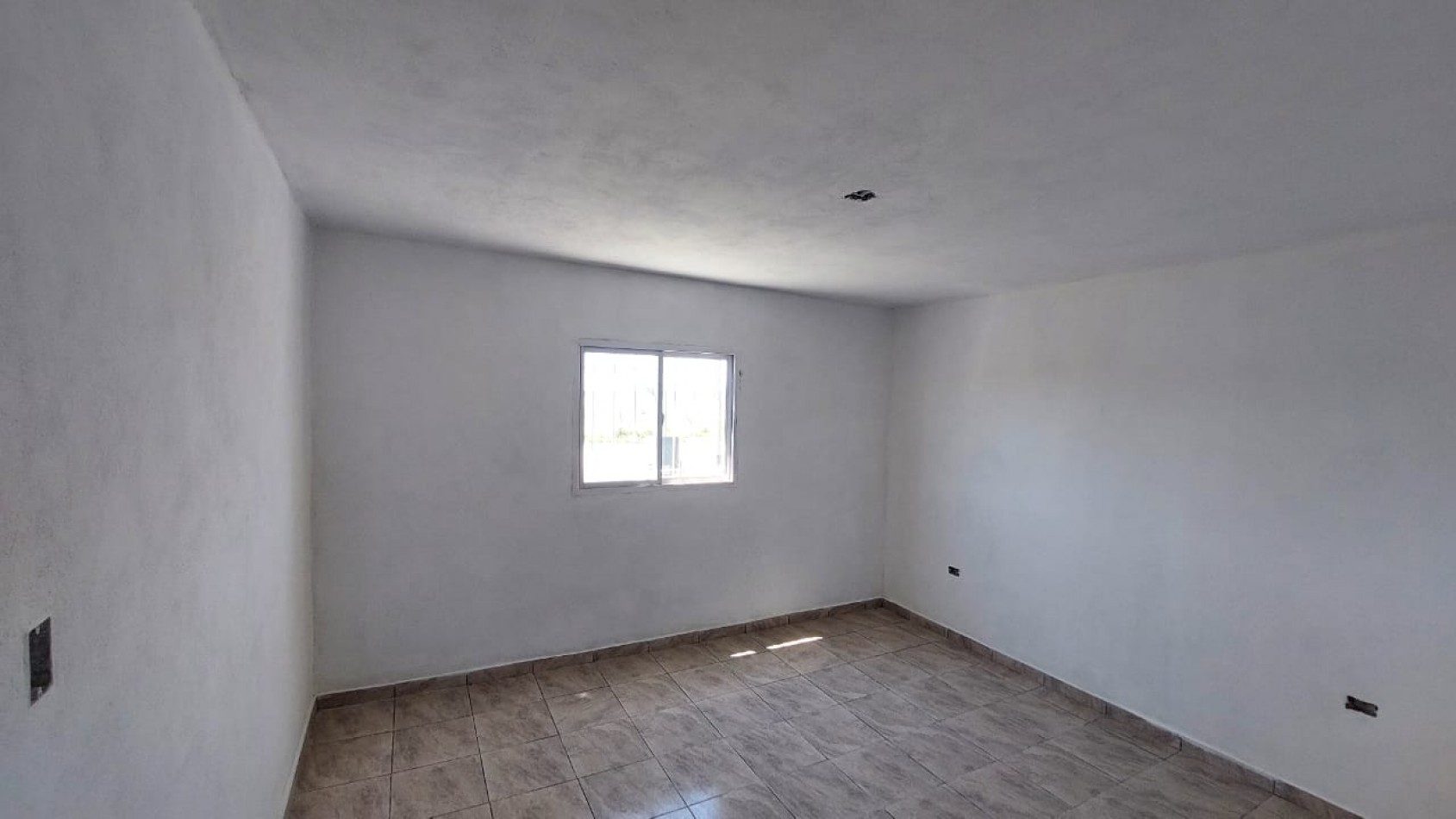 CASA EN VENTA EN MI GRANJA, CORDOBA. CA192