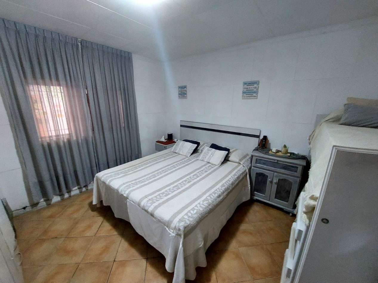 CASA EN VENTA CON SALIDA AL RIO Y PISCINA COMPLETA EN SANTA MARIA DE PUNILLA, ENTORNO SERRANO. CA246