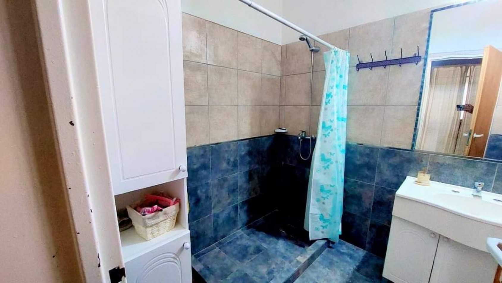 CASA EN VENTA EN VALLE HERMOSO, EXCELENTE UBICACION. CA176