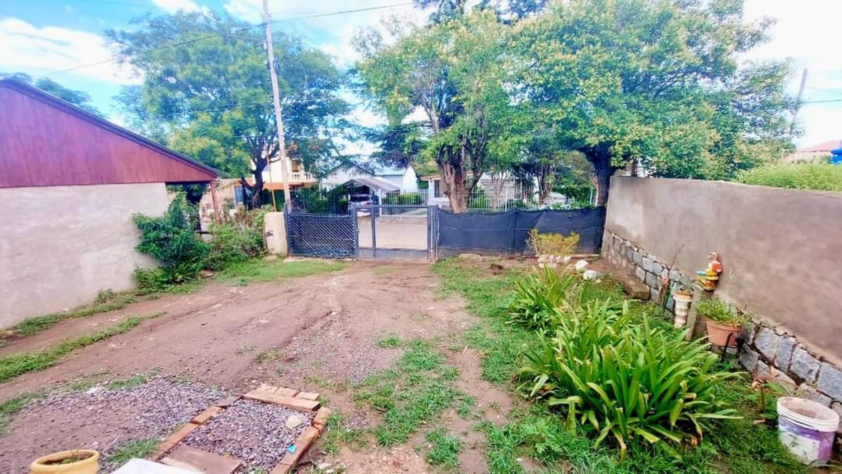 CASA EN VENTA EN VALLE HERMOSO, EXCELENTE UBICACION. CA176
