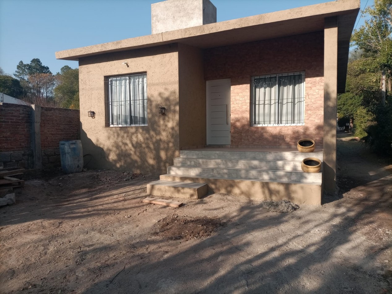 CASA EN VENTA EN VALLE HERMOSO, EXCELENTE UBICACION. CA176