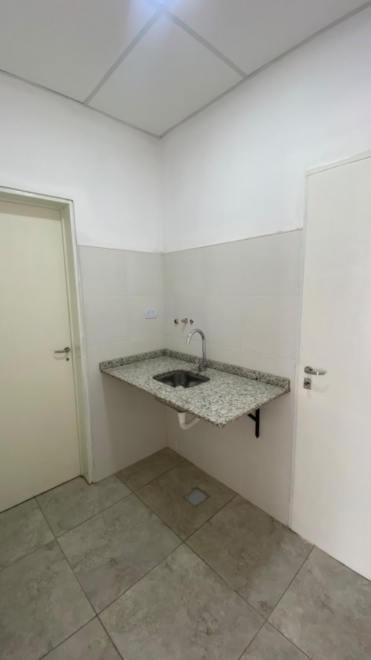 ALQUILER DE 2 LOCALES COMERCIALES EN VILLA BUSTOS A 200 M. DE AV. SAN MARTIN, SANTA MARIA DE PUNILLA