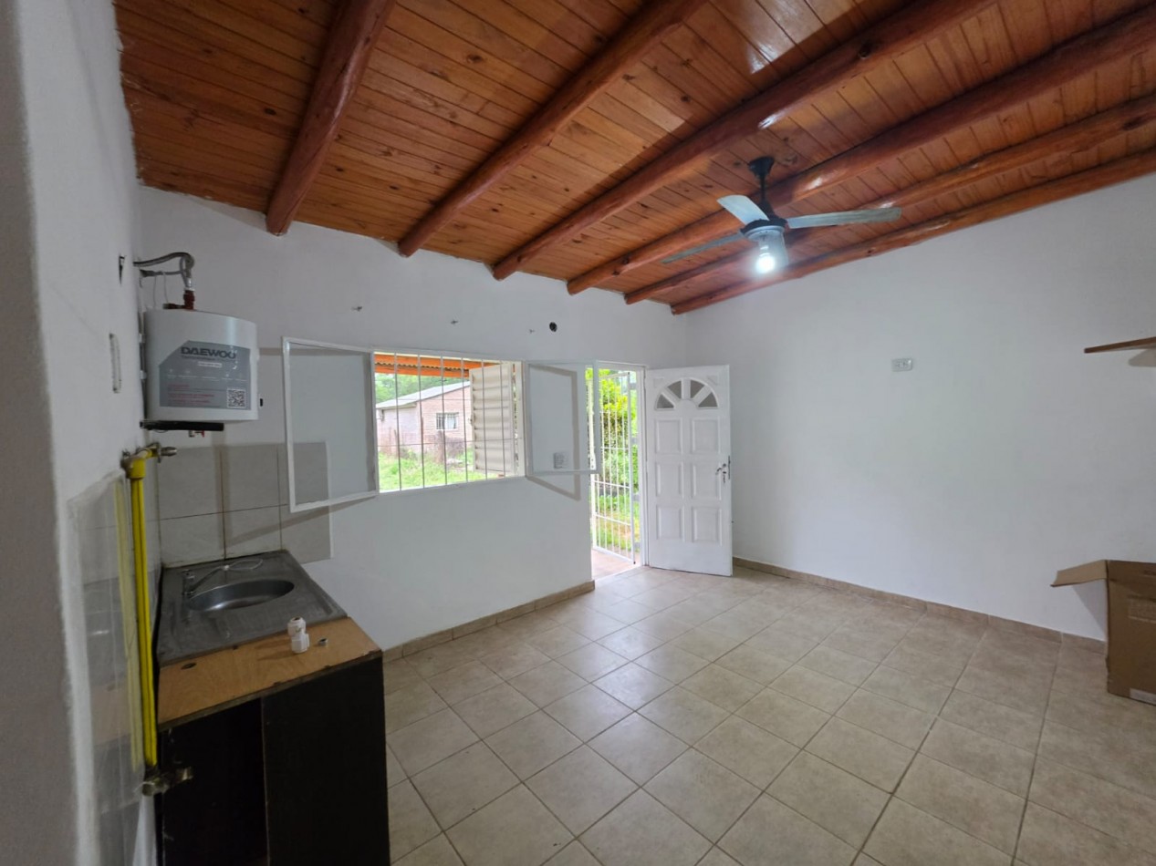 ALQUILER PERMANENTE COSQUIN, BARRIO JOSE OBRERO A 100 METROS DE LA RUTA. 