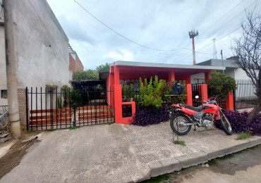 CASA EN VENTA EN BARRIO LOS GIGANTES, CIUDAD DE CORDOBA. CA242